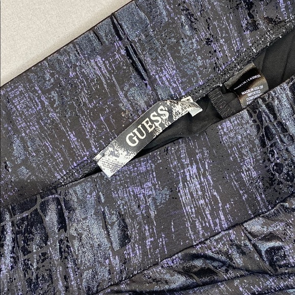 🥑 2 for $30 Guess Snakeskin Leggings - Picture 3 of 4